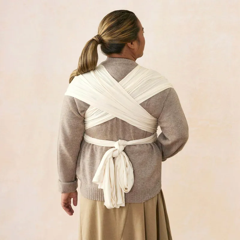 Ergobaby Ergobaby® Aura Wrap Tragetuch Strick, 490 cm, Beige, – Produktbild 3 von 3