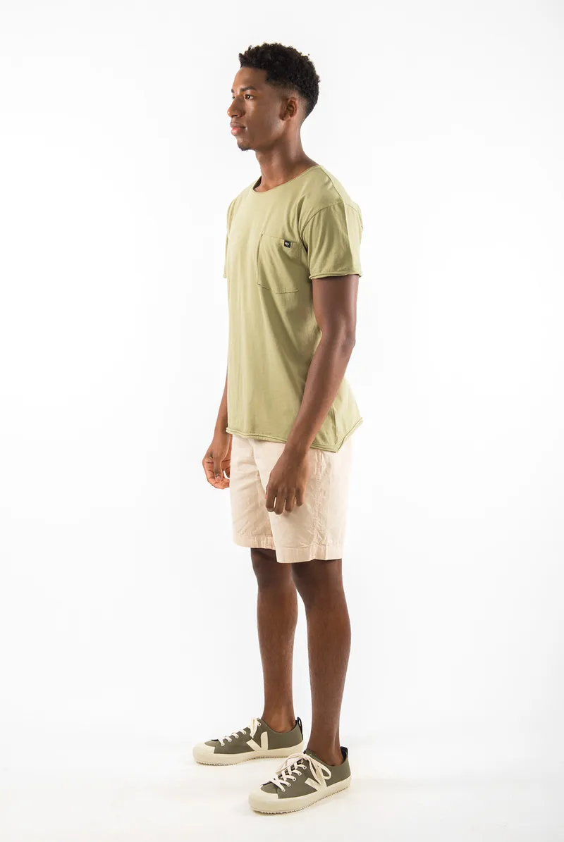 RAVENS VIEW IBIZA RAVENS VIEW IBIZA Herren vegan T-Shirt Rundhalsausschnitt Wild Pocket Dark Aloe Grün, Grün, – Produktbild 1 von 2