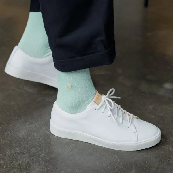 wysf. | what you stand for. wysf. | what you stand for. Socken, Rippenstrick mit Knopf, Bio-Baumwoll-Mix, Grün (mintgrün), – Produktbild 1 von 4