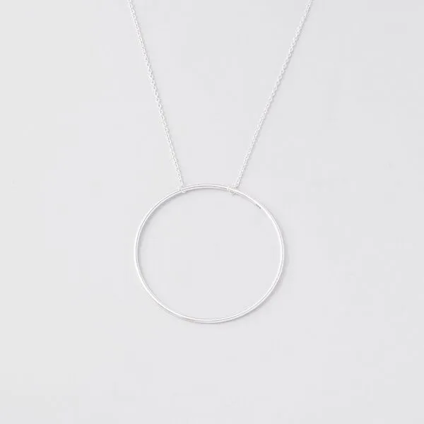 fejn jewelry fejn jewelry Kette big circle mit großem Kreis, Silber, – Produktbild 1 von 4