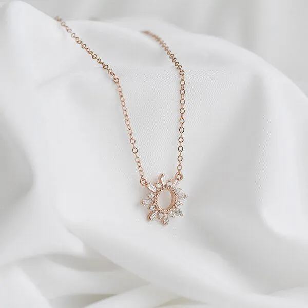 Eppi Eppi Kette mit Synthetischen Baguette und Round Diamanten Caibre, Gelb, – Produktbild 2 von 3