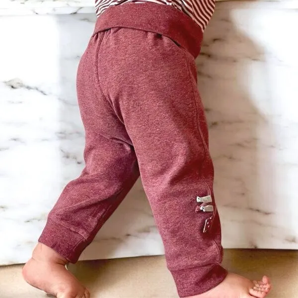 OrganicEra Baby-Hose mit Gummiband 'OrganicEra' aus Bio-Baumwolle, Rot, – Produktbild 1 von 4