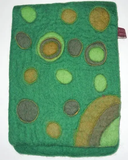 short'n'pietz short'n'pietz Tablet - Tasche aus 100% Schafswolle, Grün, – Produktbild 2 von 2