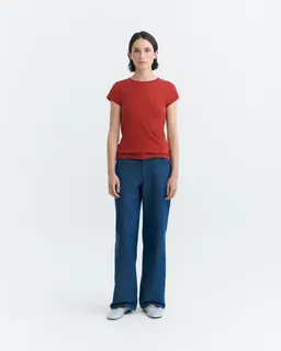 thinking mu Thinking MU Damen vegan T-Shirt Mirna Schlanke Passform Rot – Produktbild 1 von 1