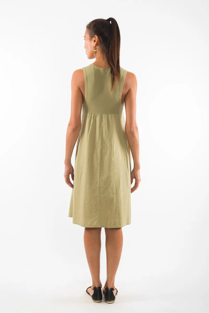RAVENS VIEW IBIZA RAVENS VIEW IBIZA Damen vegan Kleid Anouk Dunkel Aloe Grün, Grün, – Produktbild 1 von 2
