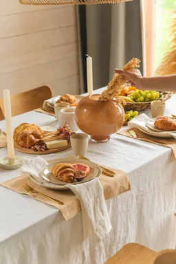 AmourLinen AmourLinen unisex vegan Tischtuch Weiß – Produktbild 1 von 1