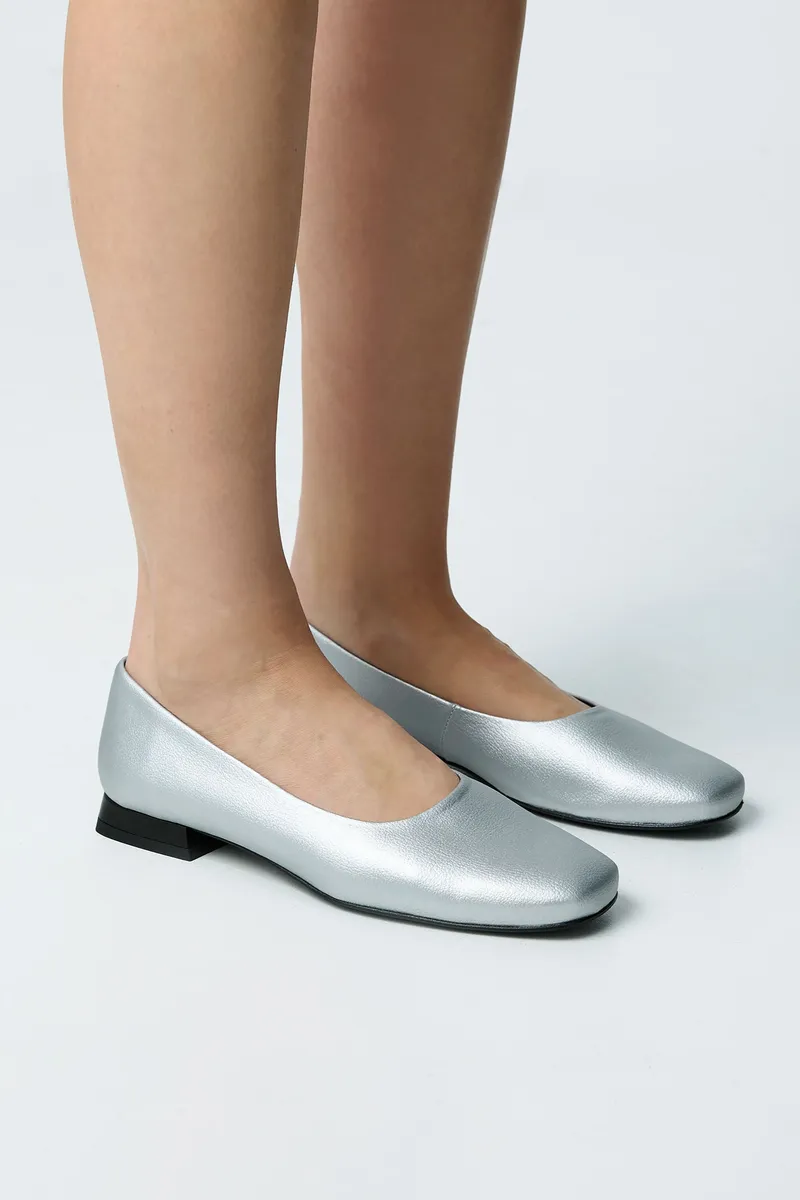 BOHEMA BOHEMA Damen vegan Ballerinas Classic Square Toe Silber, Silber, – Produktbild 2 von 2