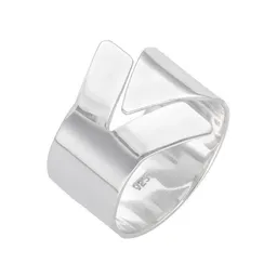 pakilia pakilia Silber Ring außergewöhnliche Form Fair-Trade und handmade – Produktbild 1 von 1