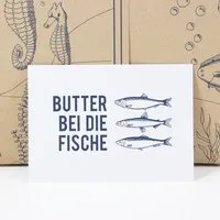Bow & Hummingbird Bow & Hummingbird Postkarte "Butter bei die Fische" – Produktbild 1 von 1