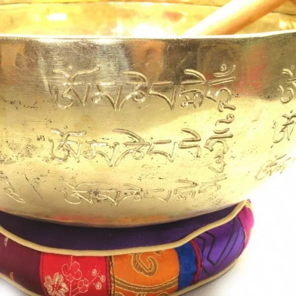Just Be Just Be Buddha Mantra Klangschale handgehämmert ca. 25cm – Produktbild 2 von 4