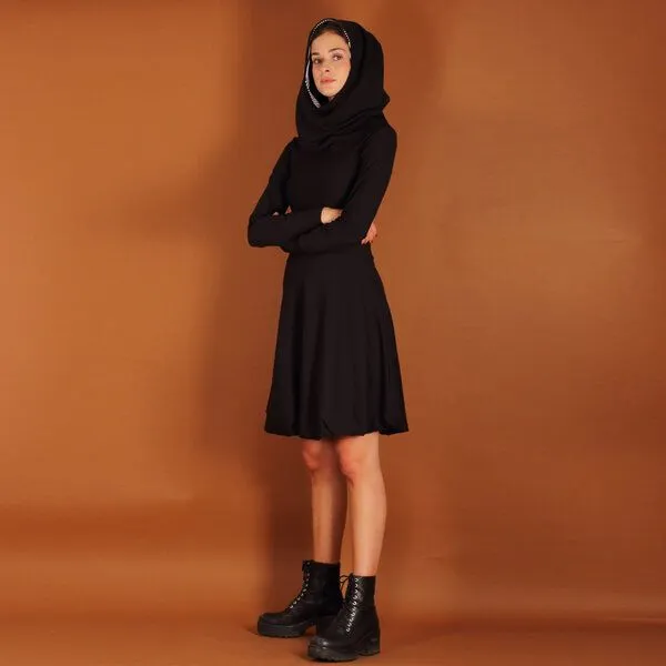 ManduTrap ManduTrap Ballonkleid aus Bio-Baumwolle kbA mit Kapuze/Hoodie, Schwarz, – Produktbild 3 von 4