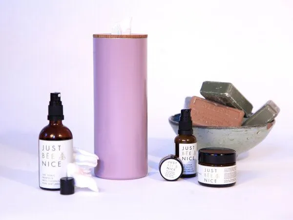 werkvoll by Lena Peter werkvoll by Lena Peter Nachhaltiger Badmülleimer FIRE - Upcycling Feuerlöscher, Violett, – Produktbild 1 von 4