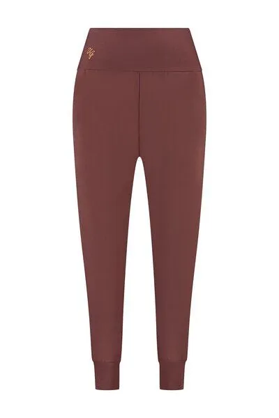 Urban Goddess Urban Goddess Bhumi Loose Fit Yoga Hose, Marron (braun), – Produktbild 4 von 4