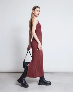 JAN N JUNE JAN 'N JUNE Damen vegan Midi-Strickrock Ebba Intensives Rost – Produktbild 1 von 1