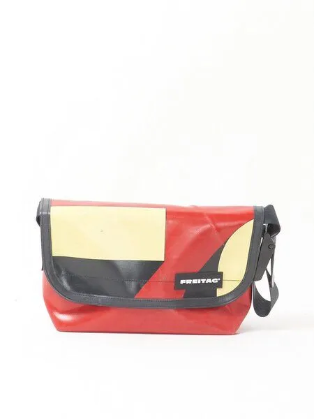 Freitag Freitag F41 Hawaii Five-O - red black yellow (000004199960) – Produktbild 1 von 3