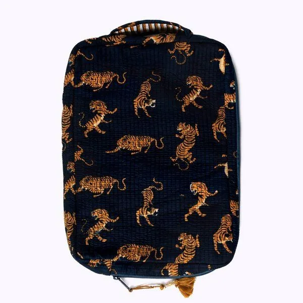 KIKOONI KIKOONI Laptoptasche BUSY K, Midnight tiger, – Produktbild 4 von 4