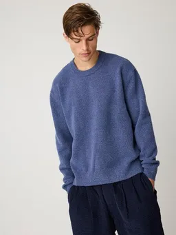 KnowledgeCotton Apparel KnowledgeCotton Apparel Strickpullover aus Soufflé-Garn aus recyeltem Polyester – Produktbild 1 von 1