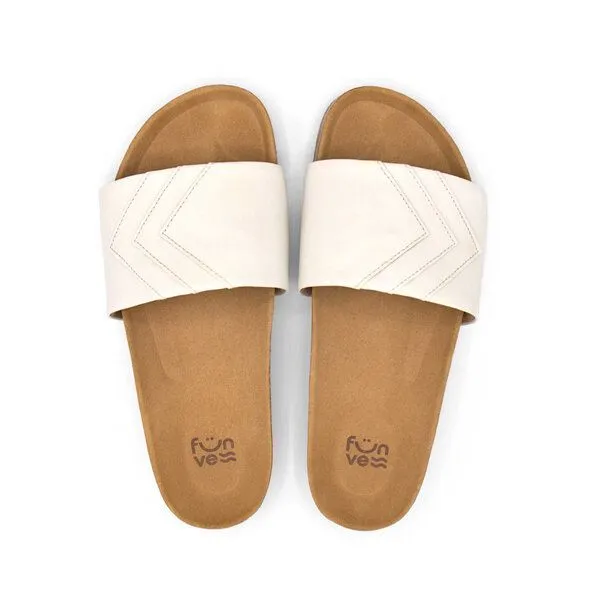 Fünve Fünve Vegane Slides mit Fußbett | Damen, Yang (weiß), – Produktbild 2 von 4