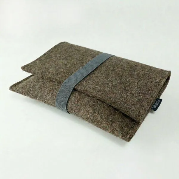 matilda k. manufaktur matilda k. manufaktur Kabel Organizer aus Wollfilz 'otto' in 2 Größen, Braun, – Produktbild 4 von 5