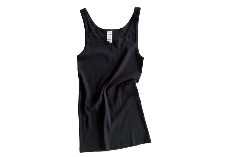HERMKO Achseltop 1440 (Pack, 3er) mit Spitze, 100 % Bio-Baumwolle, Tank Top, Feinripp, Schwarz, – Produktbild 4 von 5