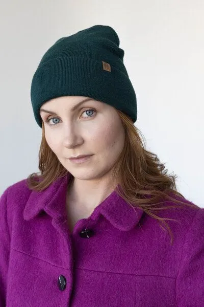 Kopyto Kopyto WOLF - Glatte Zweilagige Beanie Mütze aus 100% RWS-Merinowolle, Dunkelgrün, – Produktbild 2 von 5