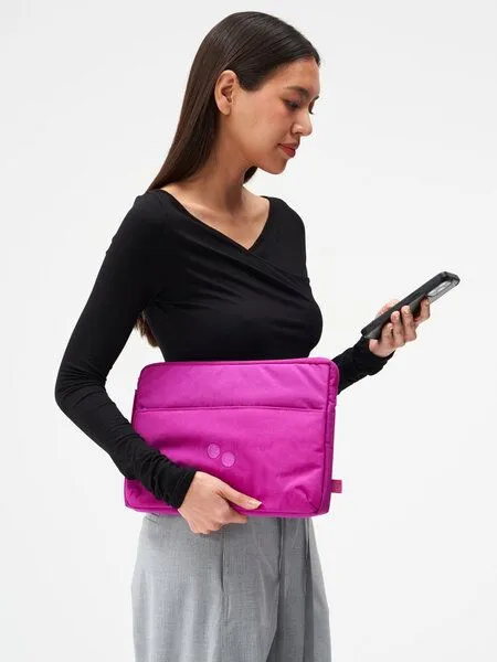 PINQPONQ PINQPONQ - Laptoptaschen Sleeve 14 Zoll, Crinkle fuchsia, – Produktbild 2 von 2