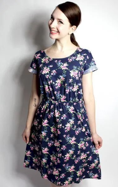 Frija Omina Frija Omina Bio Kleid "Somrig", Blumenranken (blau), – Produktbild 2 von 2