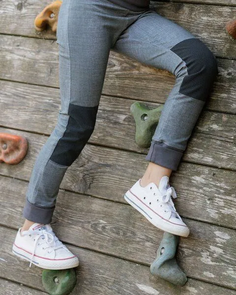 Babbily Babbily Robuste Kinderleggings mit verstärkten Knien - mitwachsend. Jeans Optik, Grau, – Produktbild 1 von 4
