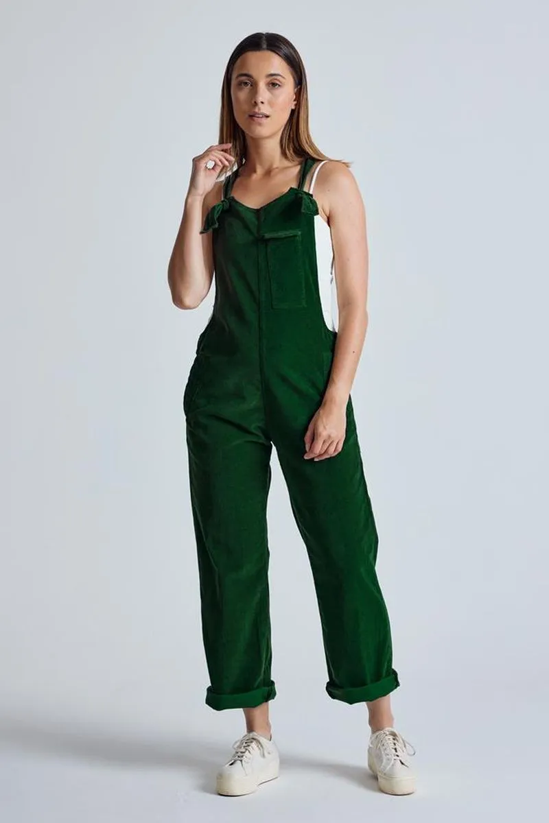 Flax and Loom Flax and Loom Damen vegan Latzhose Corduroy Mary Lou Winter Grün, Dunkelgrün, – Produktbild 2 von 2
