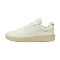 Veja Veja Sneaker Unisex - V-90 Leather – Produktbild 1 von 1