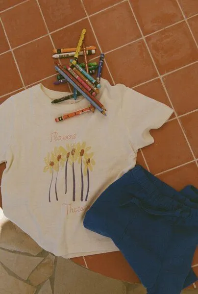 Nénés Nénés Mini-Me-T-Shirt für Kinder – Sonnenblumen-Print, Sonnenblumen-print, – Produktbild 2 von 4