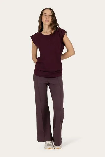 Urban Goddess Urban Goddess Lockeres Asana-Yoga-Shirt, Fig (lila), – Produktbild 4 von 4