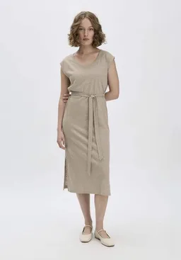 hessnatur hessnatur Jersey Kleid Midi Relaxed aus Leinen und Bio-Baumwolle – Produktbild 1 von 1