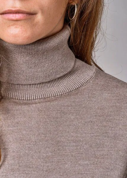 Klitmøller Collective Klitmøller Collective Rollkragen-Pullover Isabella aus Merinowolle - mulesingfrei, Sand (beige), – Produktbild 4 von 5