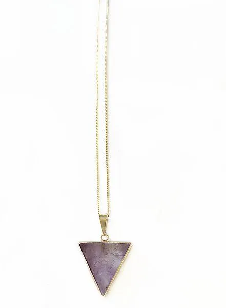 Crystal and Sage Crystal and Sage Amethyst Dreieck Halskette – Produktbild 2 von 3