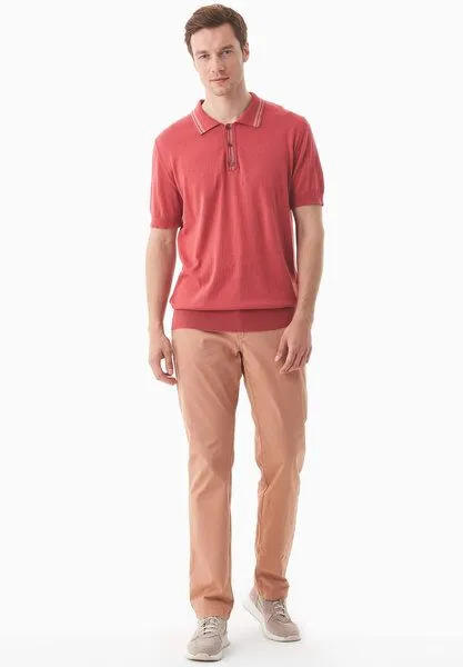 ORGANICATION ORGANICATION Strick-Poloshirt aus Bio-Baumwolle, Radiant red, – Produktbild 2 von 4