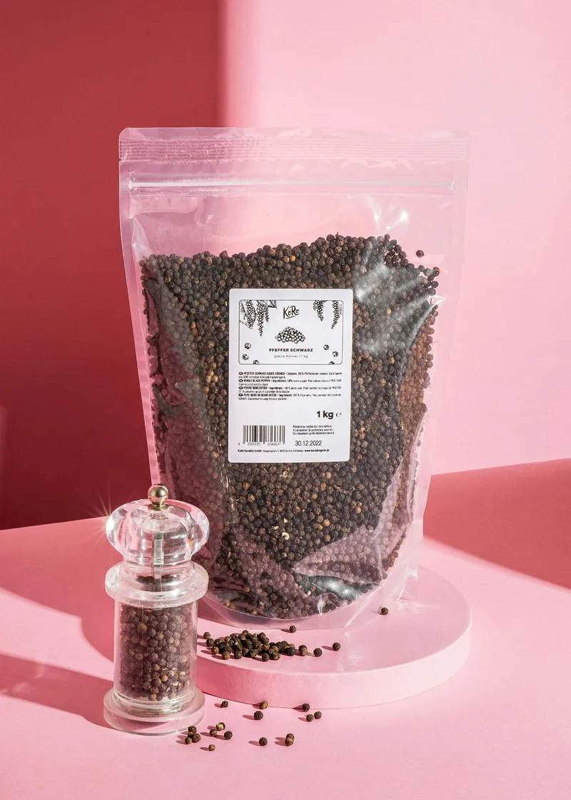 KoRo Ganze schwarze Pfefferkörner 1 kg – Produktbild 1 von 5
