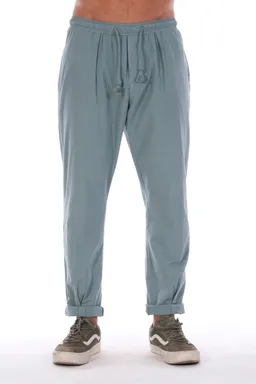 RAVENS VIEW IBIZA RAVENS VIEW IBIZA Herren vegan Hose Milano Chinois Grün – Produktbild 1 von 1