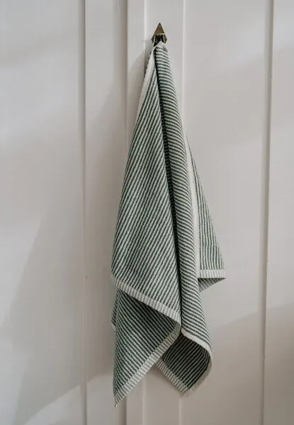 MELA MELA Handtuch Style TANVI Stripes aus 100% Bio-Baumwolle, Herbal green gestreift, – Produktbild 6 von 6