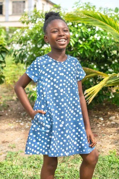 Global Mamas Global Mamas Bio Sommerkleid - SWING - Argyle/Pebbles, Pebbles (blau), – Produktbild 2 von 3