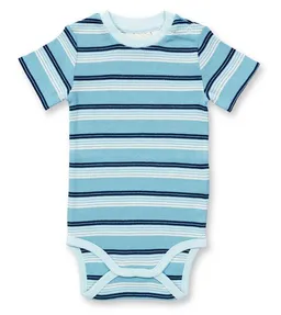 Sense Organics & friends in cooperation with GARY MASH Sense Organics & friends in cooperation with GARY MASH Kurzarm Babybody gestreift aus Biobaumwolle – Produktbild 1 von 1