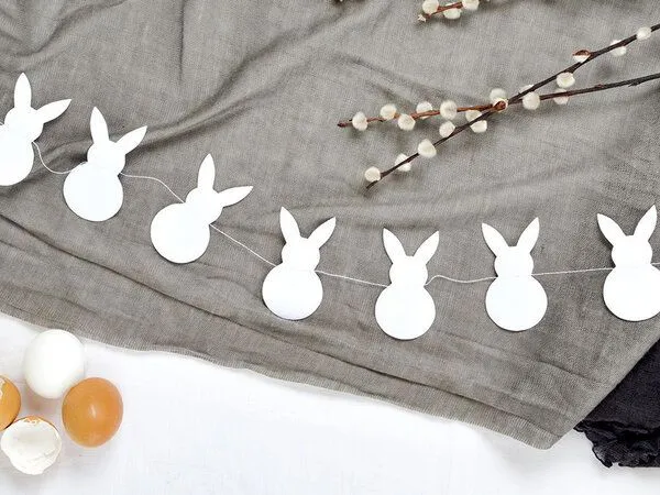 renna deluxe renna deluxe Osterhasen Girlande aus Papier, Osterdeko handgefertigt, Weiß, – Produktbild 1 von 2
