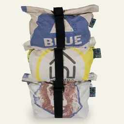 Nyuzi Blackwhite Nyuzi Blackwhite Upcycling Crossbodybag Umhängetasche, Lenkertasche, Bauchtasche – Produktbild 1 von 1