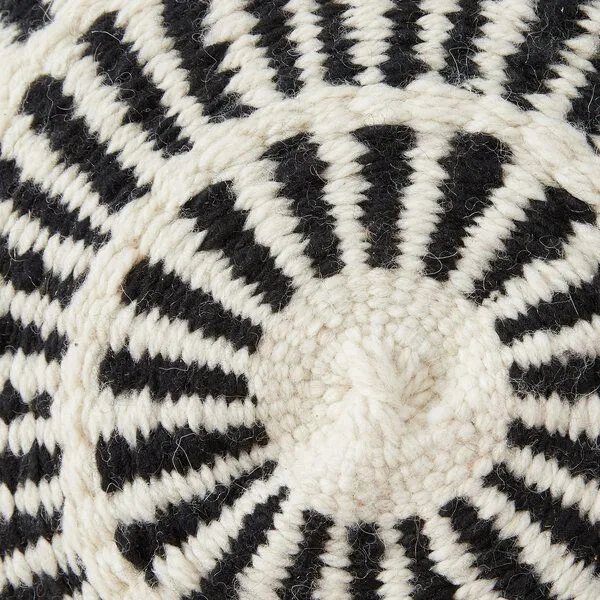 By Native By Native Kissen Salta Large, 100% Schurwolle, mulesingfrei, Naturweiß & Schwarz – Produktbild 3 von 4