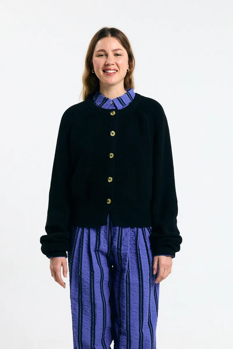 SUITE13LAB SUITE13LAB Damen vegan Cardigan Lagos Schwarz, Schwarz, – Produktbild 2 von 2
