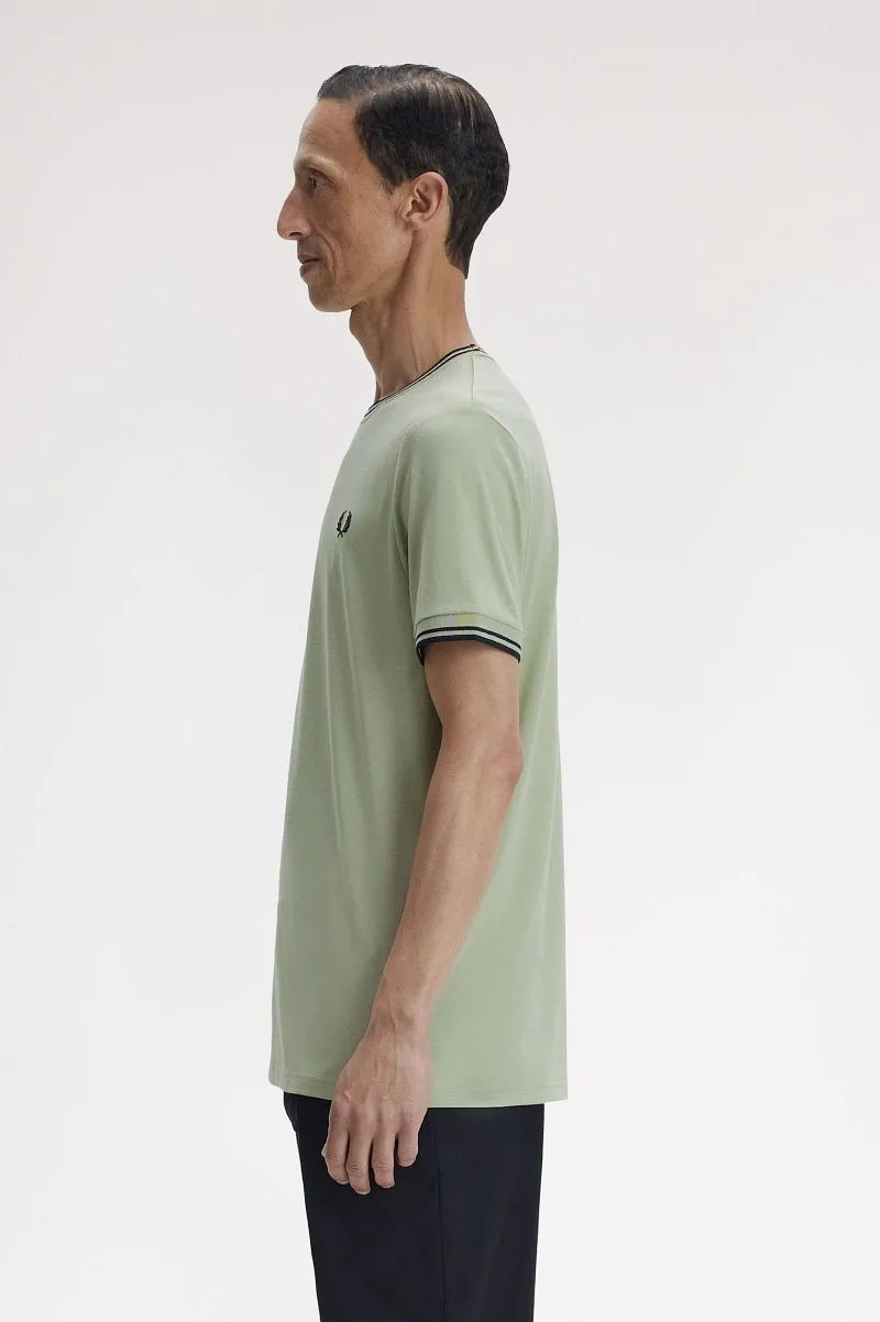 Fred Perry Fred Perry Twin Tipped T-Shirt Grün S23 - Größe XXL, Grün, – Produktbild 3 von 5