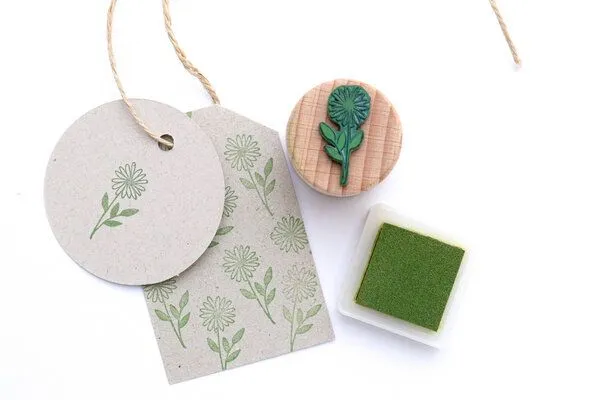 STUDIO KARAMELO STUDIO KARAMELO Stempel kleines Blümchen – Produktbild 4 von 4