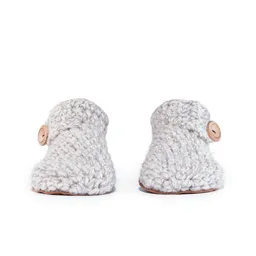 Kingdom of Wow Knit Boots aus weichem Wollgarn – Damen & Herren, gehäkelt & handgefertigt | Kingdom of Wow – Produktbild 1 von 1