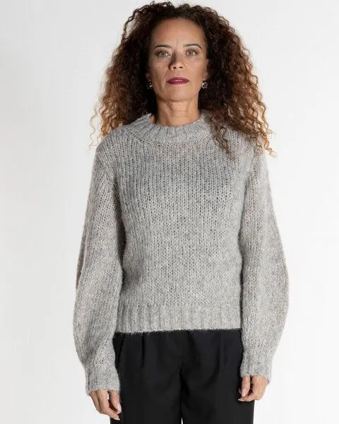 Alma & Lovis Alma & Lovis Kuscheliger Loose-Fit Pullover im Alpaka-Mix | Ballonärmel Pullover, Ecru (grau), – Produktbild 3 von 4