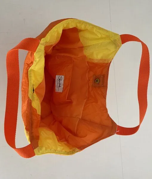 Skrabak Skrabak Upcycling-Tasche aus Segeltuch, Orange-gelb, – Produktbild 1 von 4